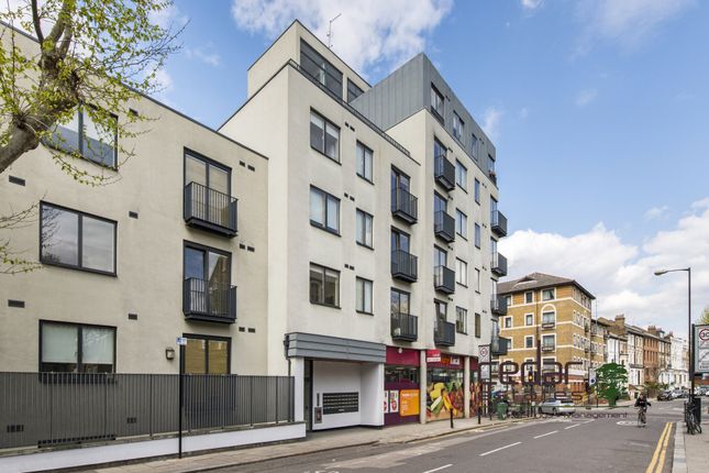 Thumbnail Flat to rent in Cavendish Road, London