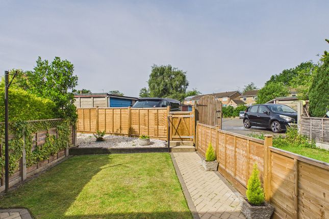 6A, Vicarage Lane, Bovingdon photo 2