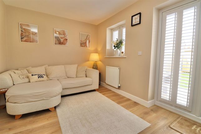 15, Robson Avenue, Pocklington photo 4