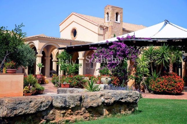 Villa for sale in Contrada San Vincenzo, Menfi, Sicilia