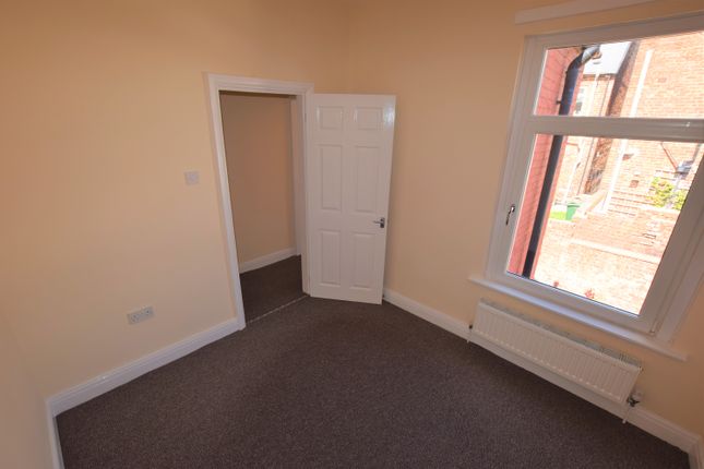 Terraced house to rent in Victoria Street, Darfield, Barnsley