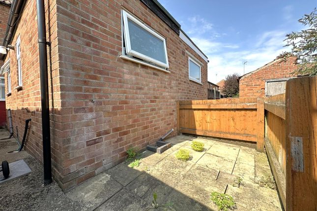 26, Cross Street, Newark photo 3