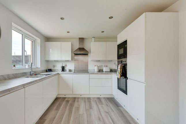 25, Fields Avenue, Liverpool photo 4