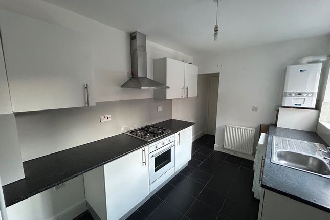 56, East Howdon photo 2