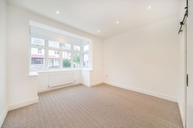 38, Avoca Road, London photo 3