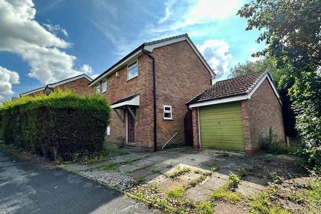 Thumbnail Detached house for sale in Grassholme Drive, Offerton, Stockport