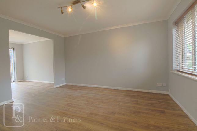 4, Peppercorn Close, Essex photo 2