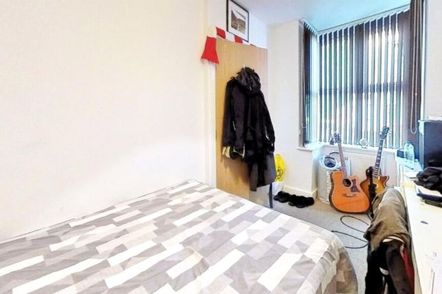 34, Earlsferry Way, London photo 4
