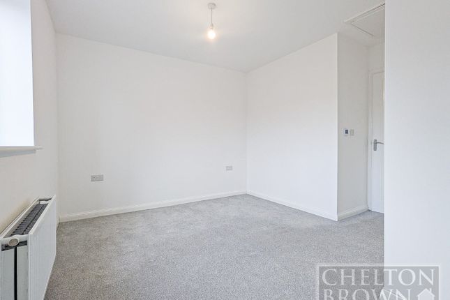 4, Manfield Place, Northamptonshire photo 4