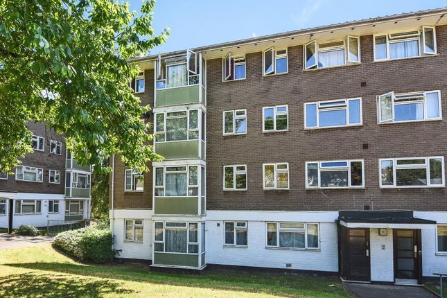 Flat to rent in Southfield Park, HMO Ready 3 Sharers OX4