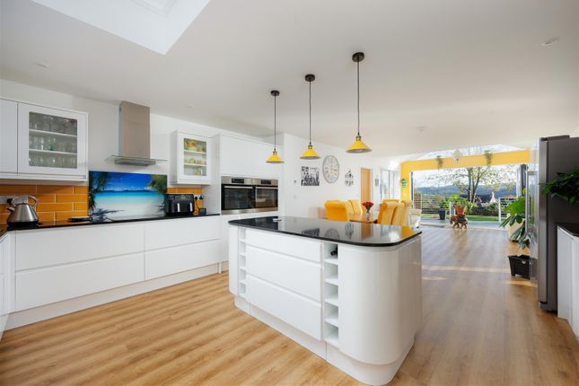 Lowen Chy, 1 Green Hill, Wadebridge photo 2