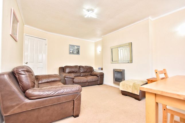 67, Elmsfield Avenue, Rochdale photo 4