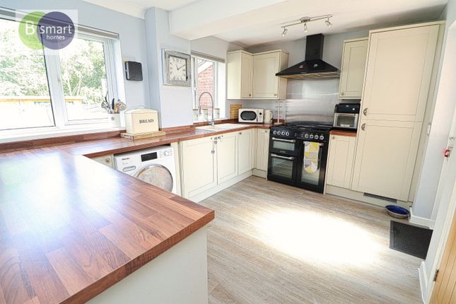 39, Campion Drive, Mexborough photo 3