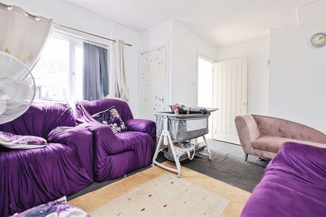 16, Ferndene Road, Birmingham photo 4