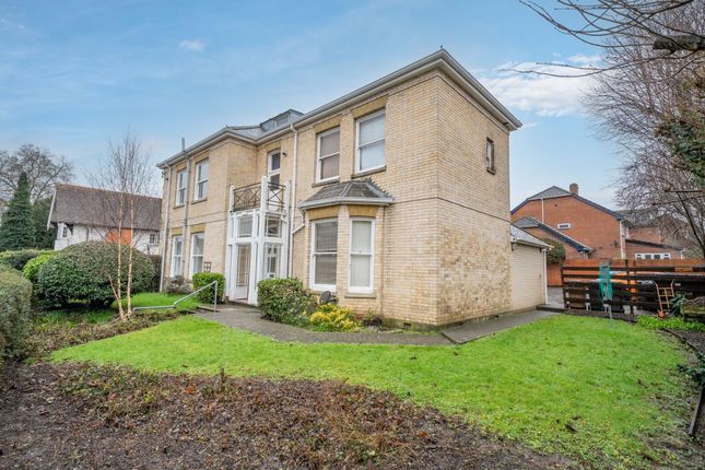 Flat 1 Victoria House, 3 Junction Road, Andover, Andover photo 2