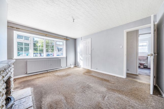 11, Manor Park, Banbury photo 3