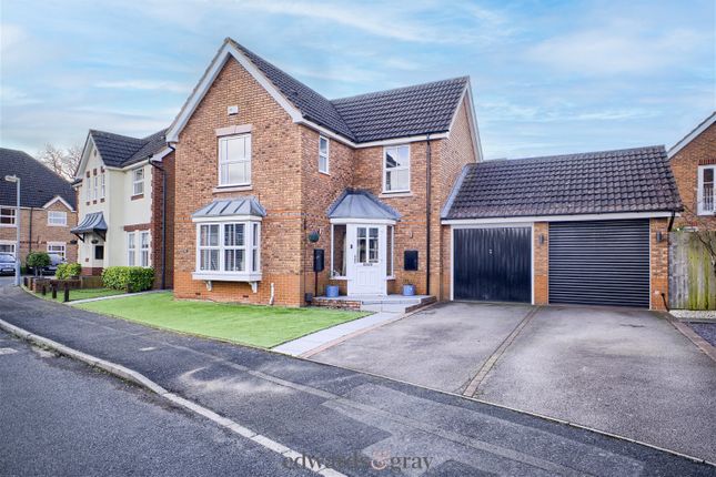 Link-detached house for sale in Oak Way, Sutton Coldfield