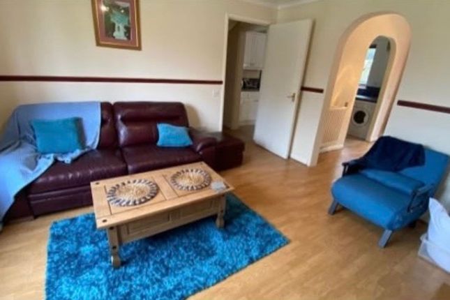 23 McLaren Crescent, Glasgow photo 5
