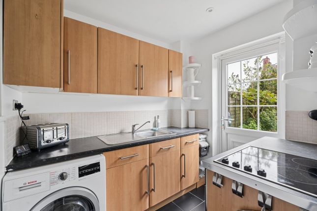 6, Fells Close, Hitchin photo 4