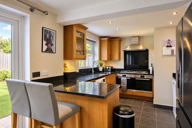 2, New Road Hailey, Witney photo 4