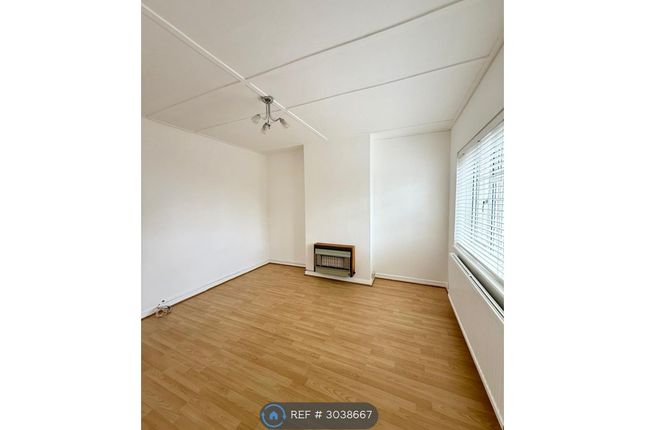 Grange Road, Chessington photo 2