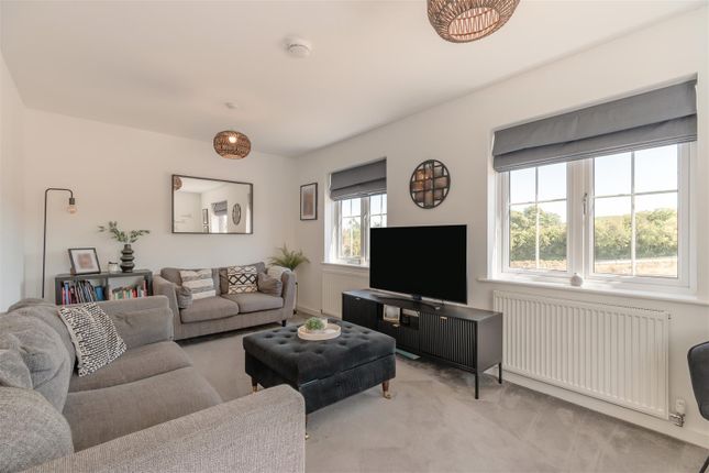 6, Seladine Gardens, Maidstone photo 4