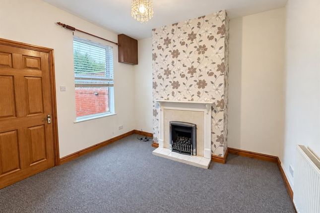 2 Bedroom Terraced in LL13 7TS