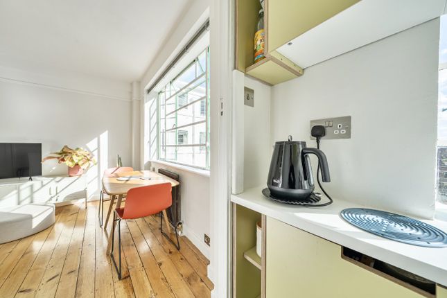 Flat 69, Taymount Grange,, Taymount Rise, London photo 2