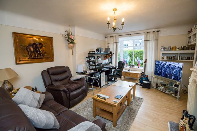Flat for sale in Upton Park, Upton, Chester