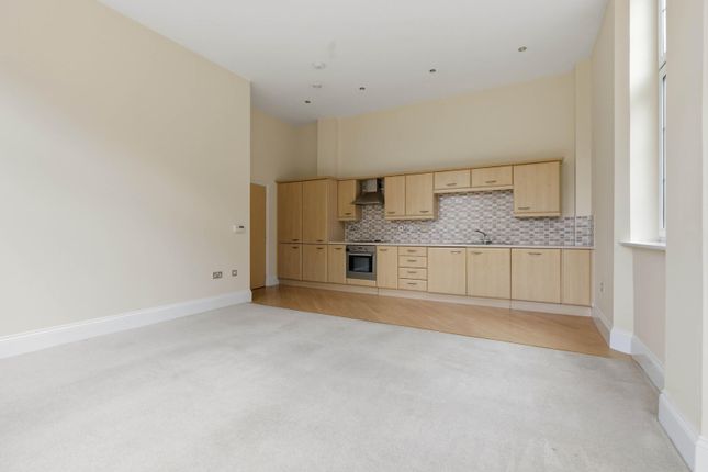 29, Bluemels Drive, Coventry photo 4