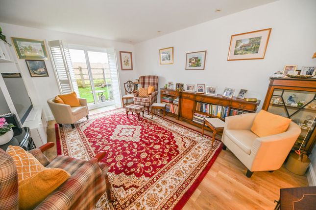 29 Swallow Court, East Meon Road, Clanfield photo 4