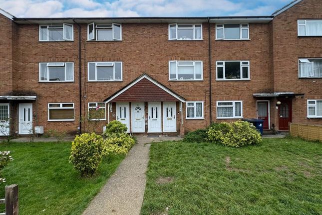 Thumbnail Maisonette for sale in Kingston Close, Northolt