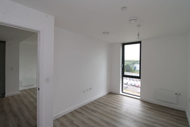 409, Chevette Court, Luton photo 5