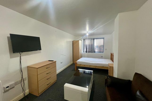 Flat 20 Belgrave Heights,, Belgrave Heights, Leicester photo 3