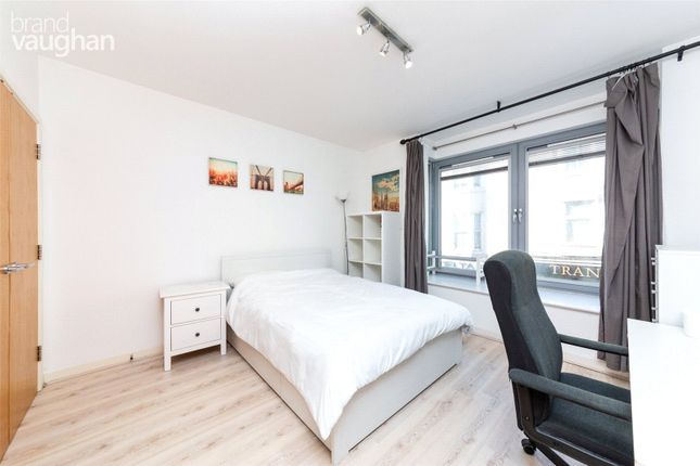 Flat for sale in Queens Road, Brighton