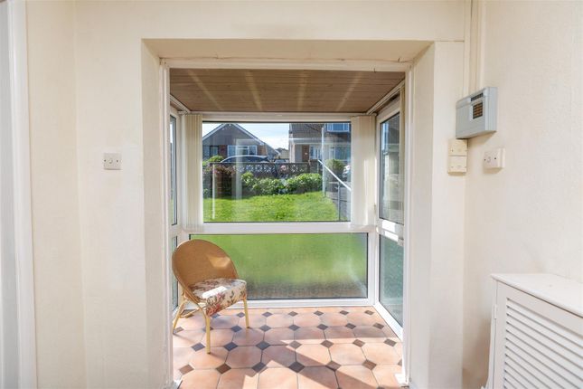 32, Camelia Drive, Swansea photo 2