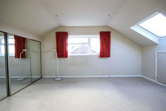 122, Brookfield Road, Bedfordshire photo 4
