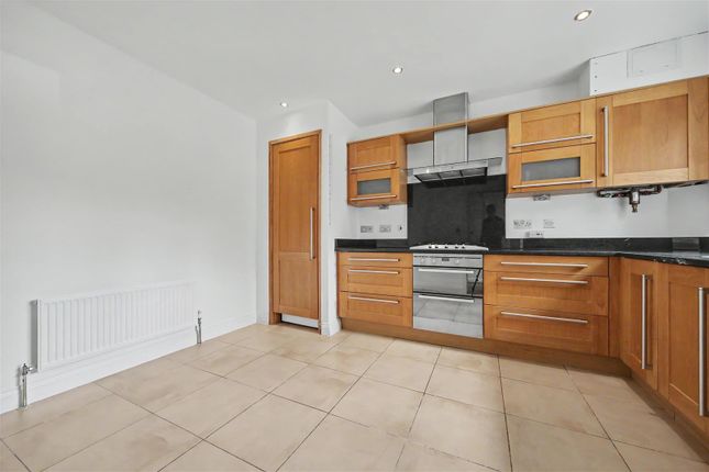 11, Blenheim Mews, Shenley photo 4