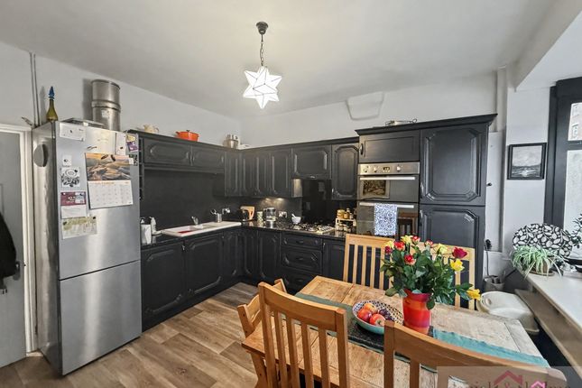 46 Ashbourne Road, Leek photo 3