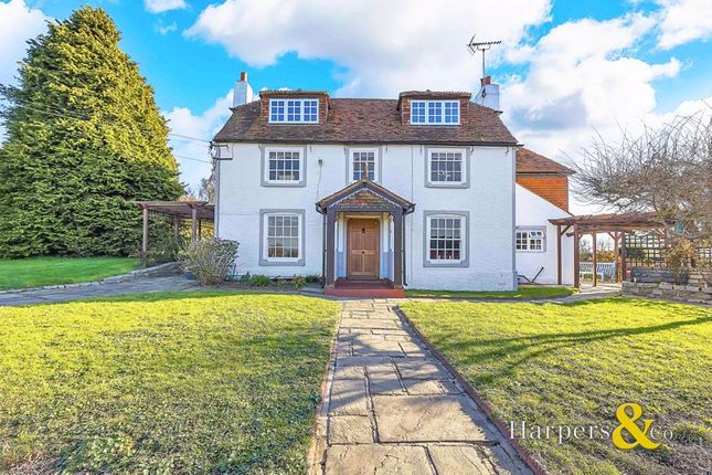 Farmhouse for sale in Gildenhill Road, Swanley