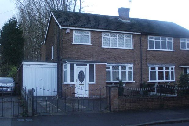 3 Bed Semi Detached House To Rent In Failsworth Manchester