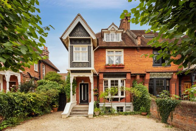 Thumbnail Semi-detached house for sale in Queen Street, Henley-On-Thames