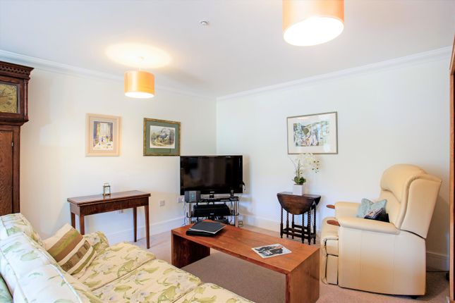 Flat for sale in New Court, Lansdown Road, Cheltenham, Gloucestershire