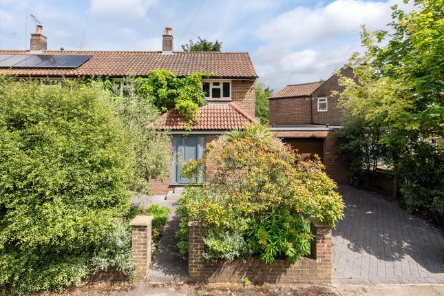 End terrace house for sale in Chester Road, London