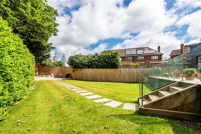Plot 3, One Parkers Hill, Ashtead photo 2