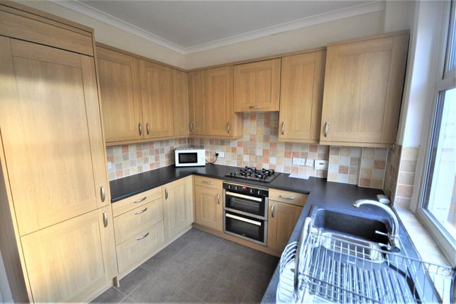 17, Leavesden Road, Watford photo 3