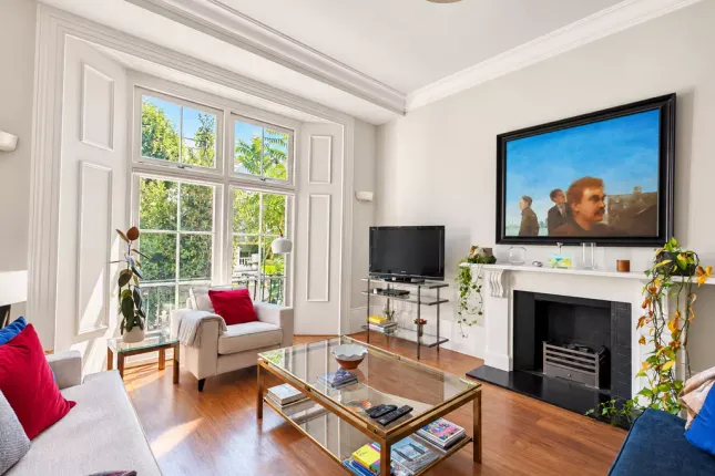 38, Pembridge Villas, London photo 3