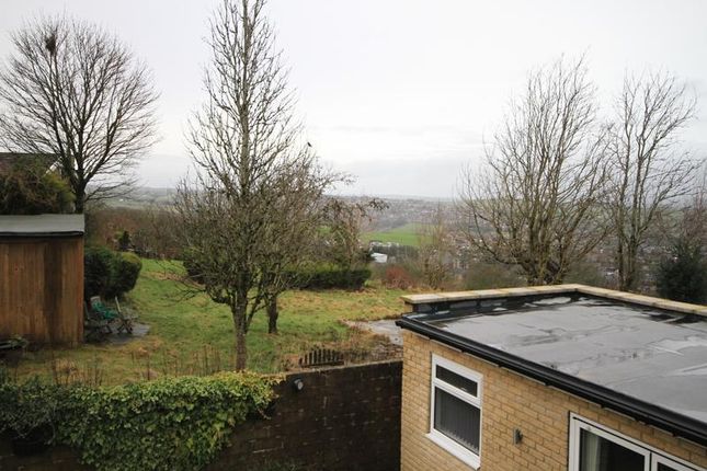 Link-detached house for sale in Roundhill Close, Queensbury, Bradford