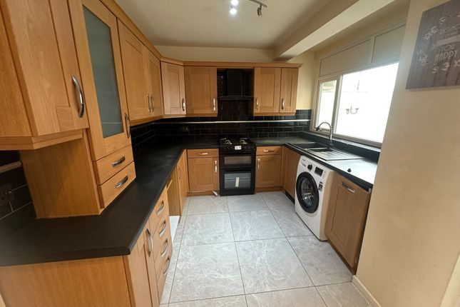 104, Dyas Avenue, Birmingham photo 3