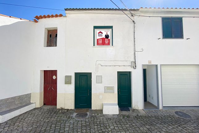 Terraced house for sale in Malpica Do Tejo, Malpica Do Tejo, Castelo Branco (City), Castelo Branco, Central Portugal
